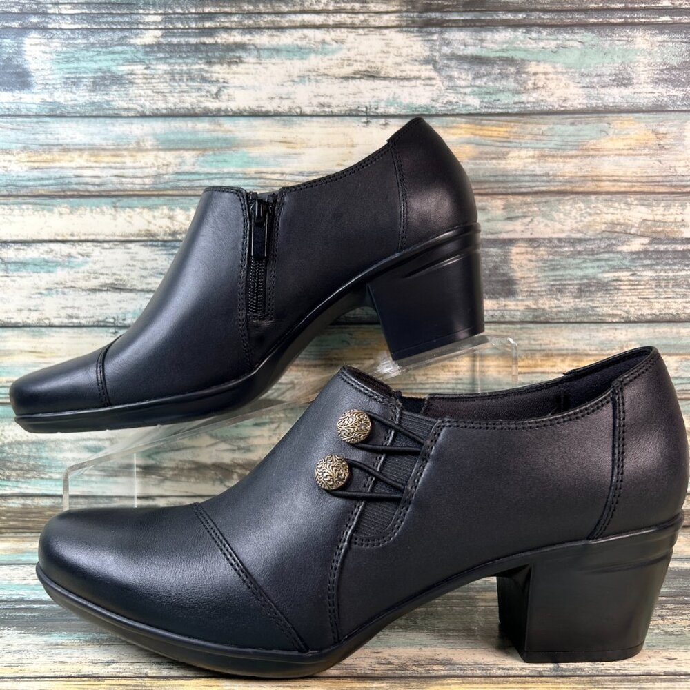 CLARKS Emslie Warren Ankle Bootie Size 11M Black Leather Faux Button Block Heel - Picture 3 of 11
